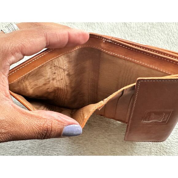 Pre-owned Authentic Celine Bi-fold Wallet - Picture 13 of 13